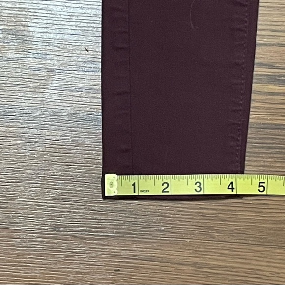 Burgundy Skinny By D. Rock, Sz 0. Tapered Leg. 5 Pocket. Never Worn - Picture 7 of 13